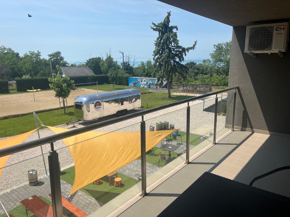 Hedon Brewing Niko Apartment - 200 Meter To The Beach Balatonvilagos Exterior photo